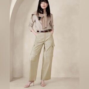 Banana Republic Twill Cargo Pants